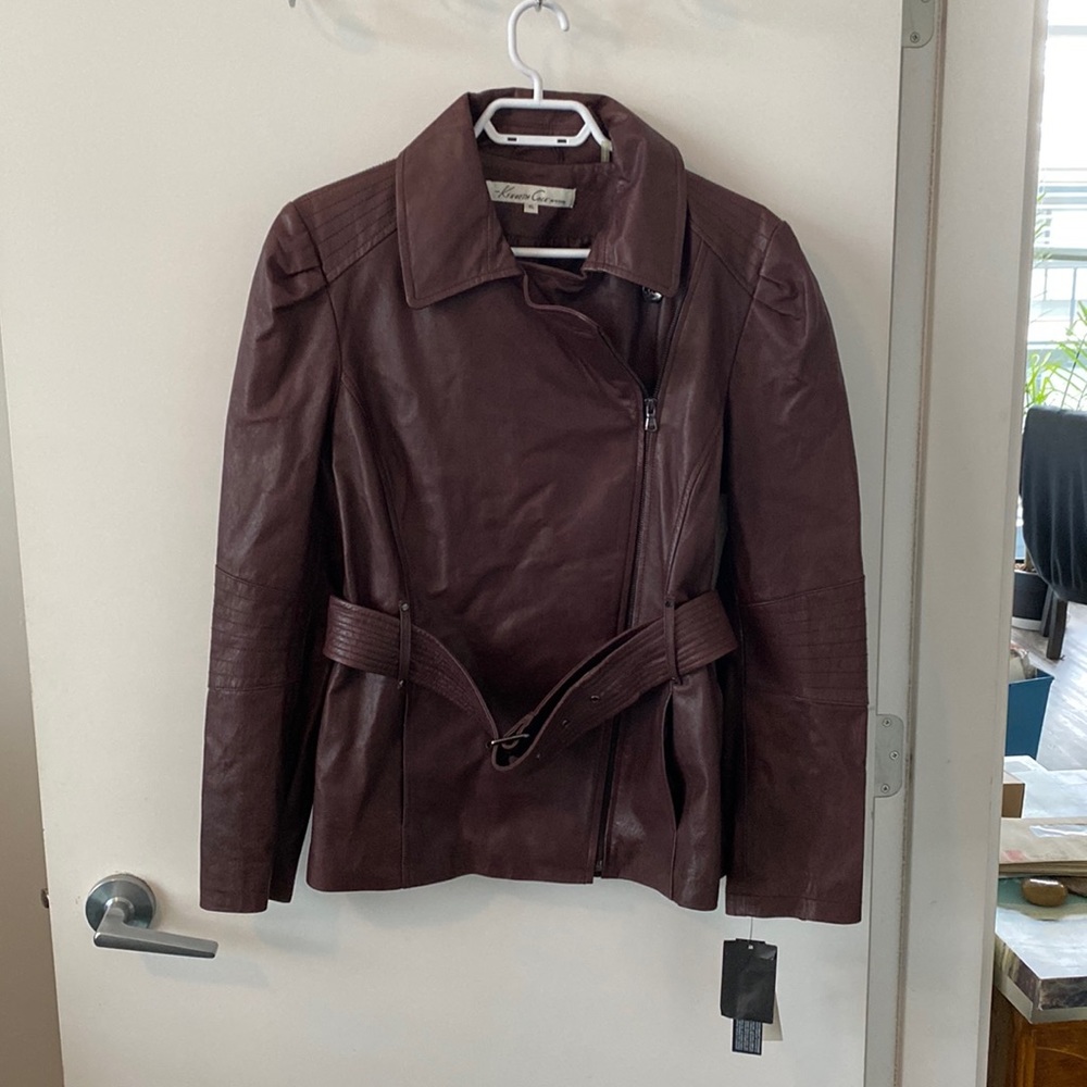 NWT KENNETH COLE Genuine Leather Belted Jacket. Maroon/red burgundy, Size XL
